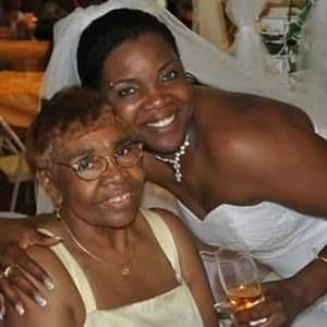 Meet your Posher, Fatima